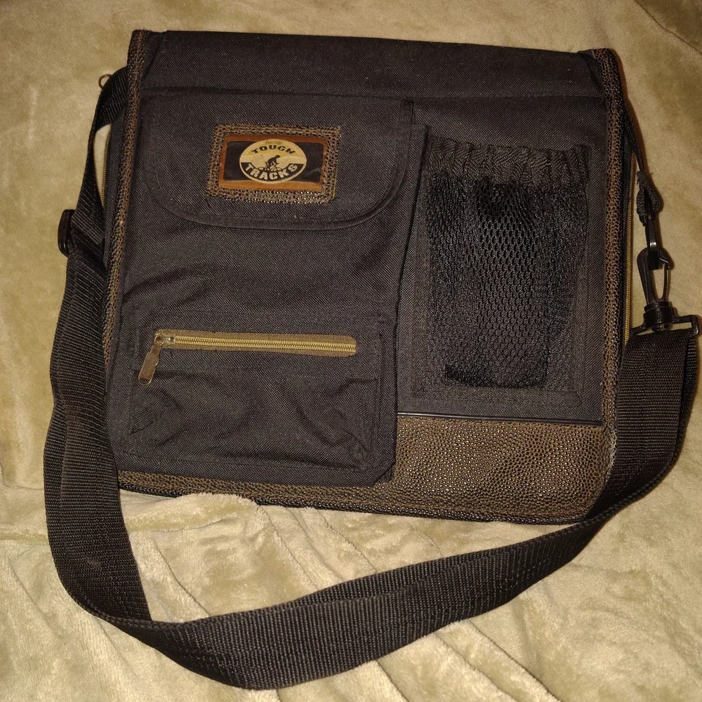 Pen-Tab Tough Tracks Messenger/Laptop Bag For Men/Women